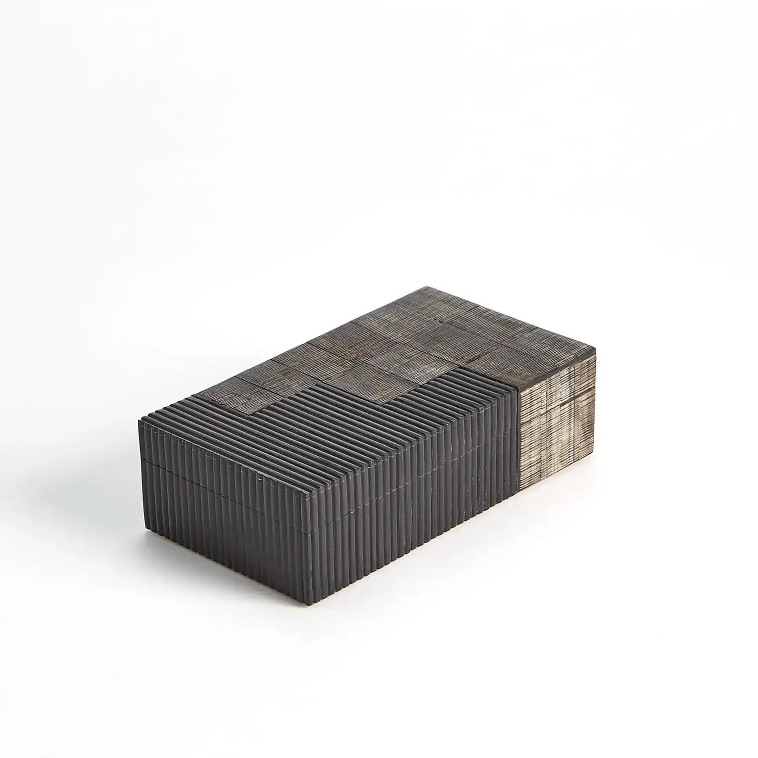 GLOBAL VIEWS GILLES RIBBED HORN/RESIN BOX - Decorative Accents