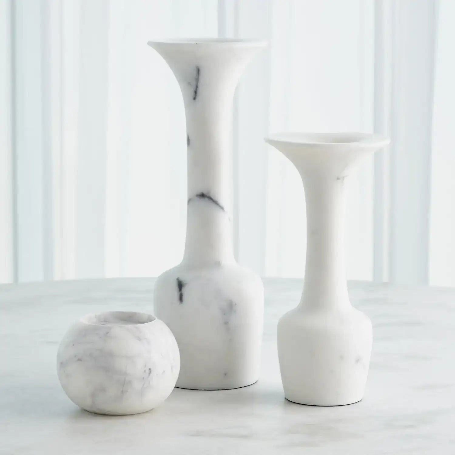GLOBAL VIEWS CALYX CANDLE HOLDER - Decorative Accents