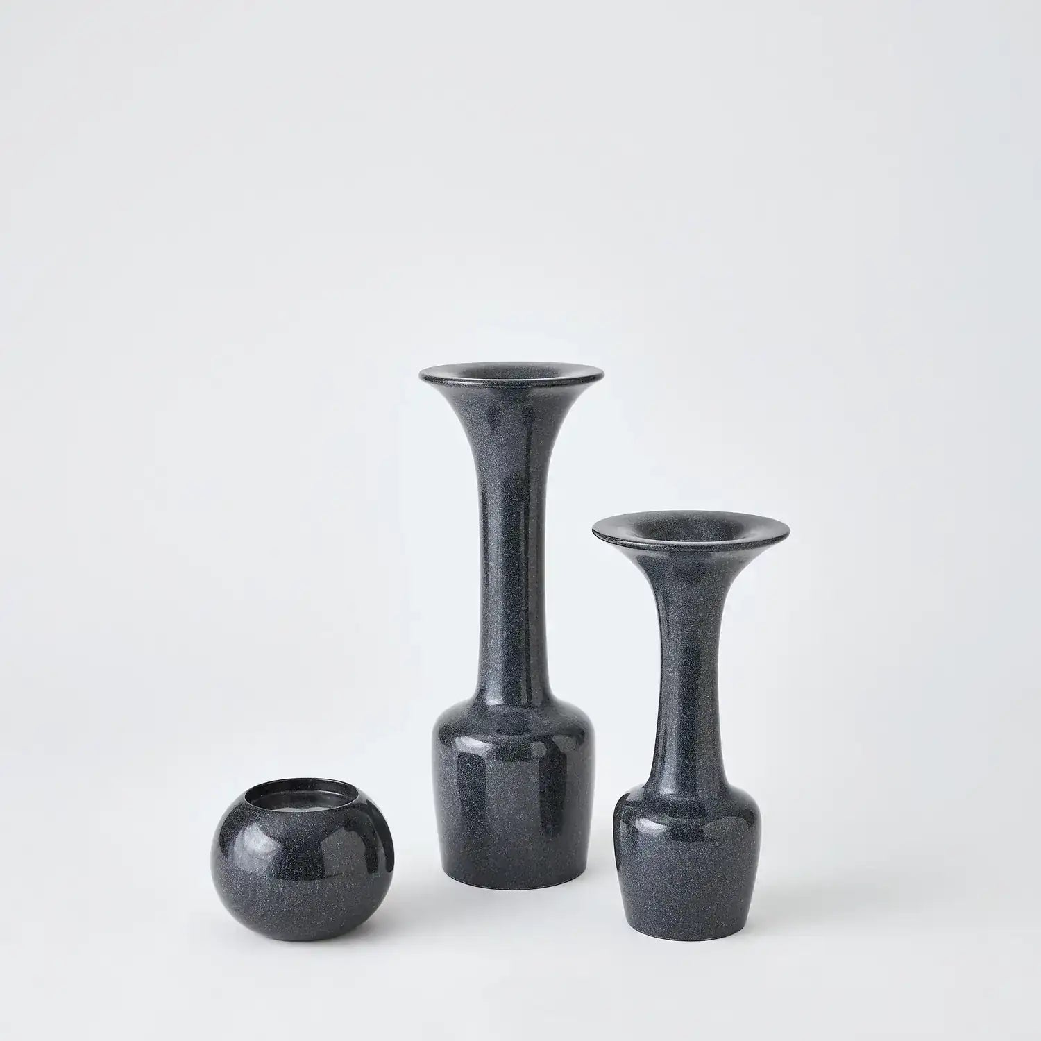 GLOBAL VIEWS CALYX CANDLE HOLDER - Decorative Accents