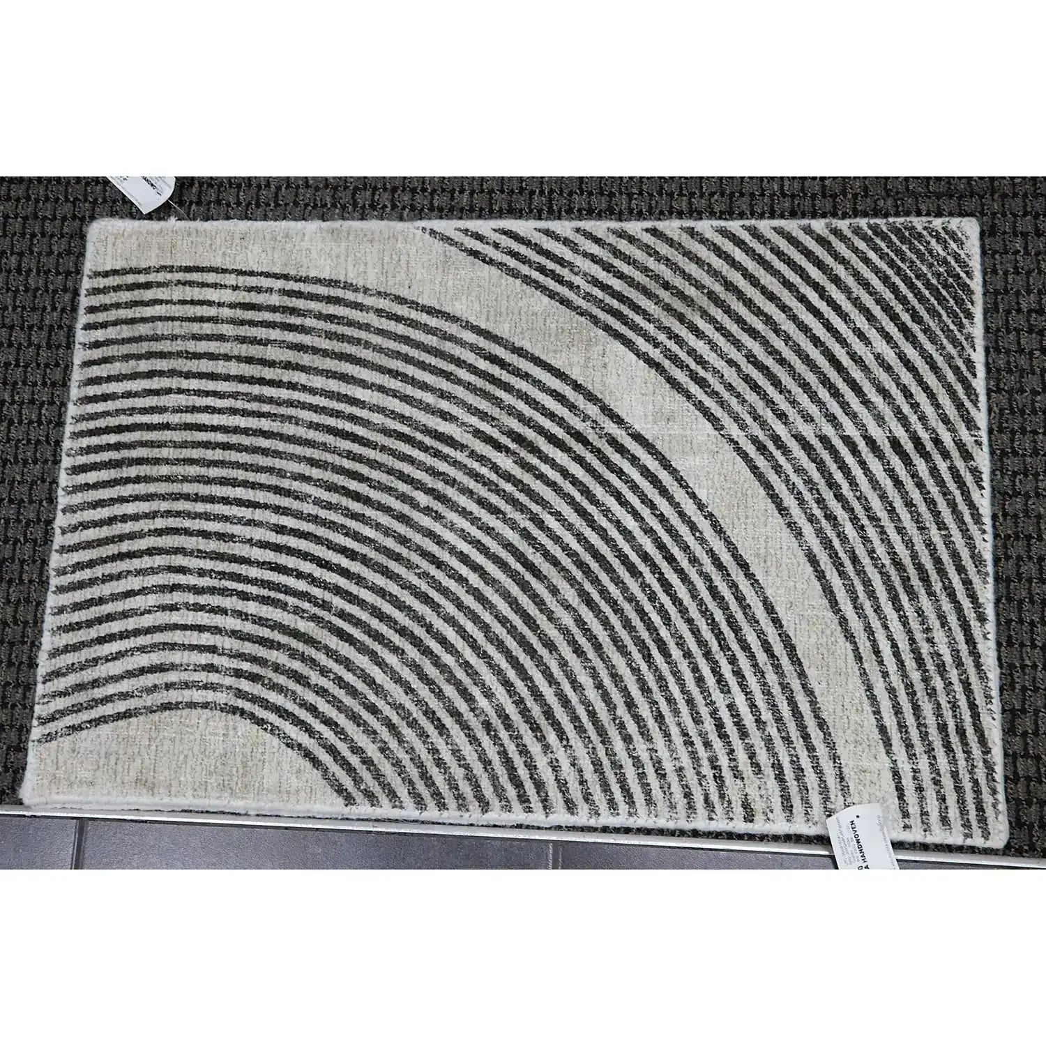 GLOBAL VIEWS WANDER RUG - Rugs