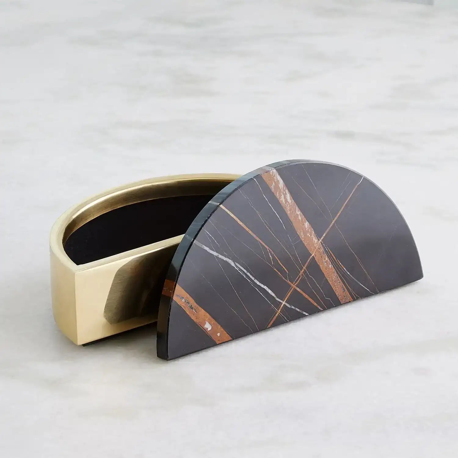 GLOBAL VIEWS COSMOPOLITAN CRESCENT BOX - Decorative Accents