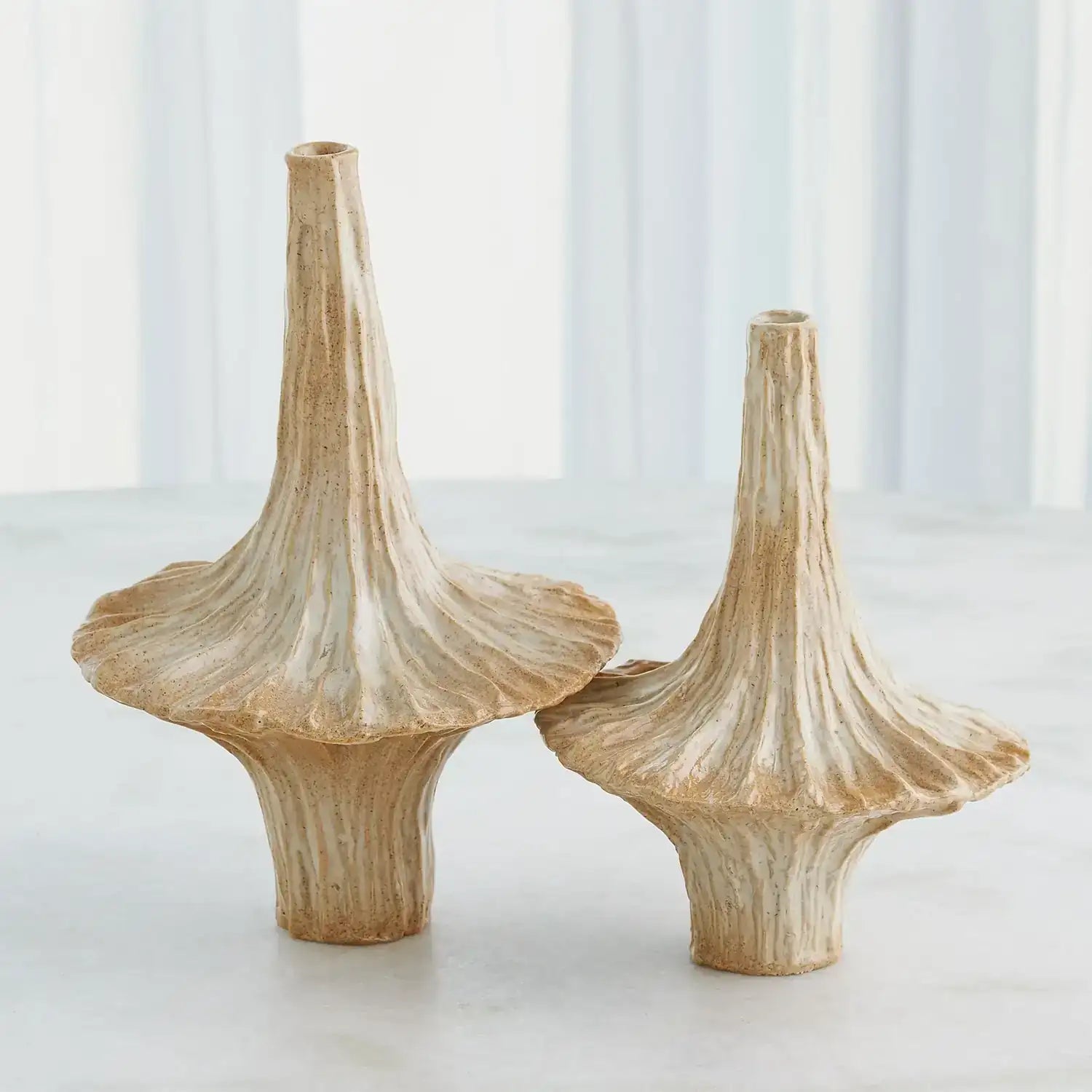 GLOBAL VIEWS GAMMA BOTTLE - Decorative Accents