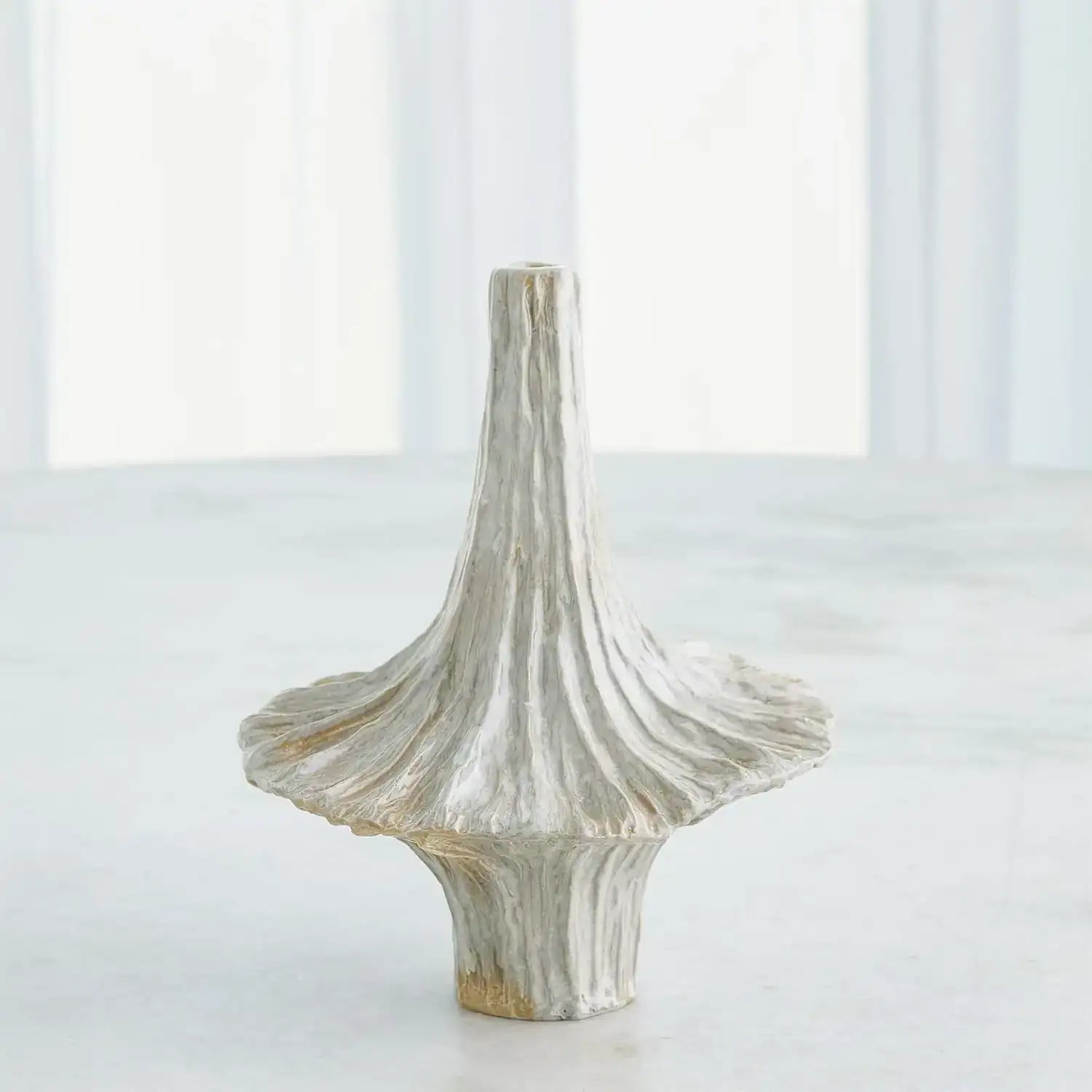 GLOBAL VIEWS GAMMA BOTTLE - Decorative Accents