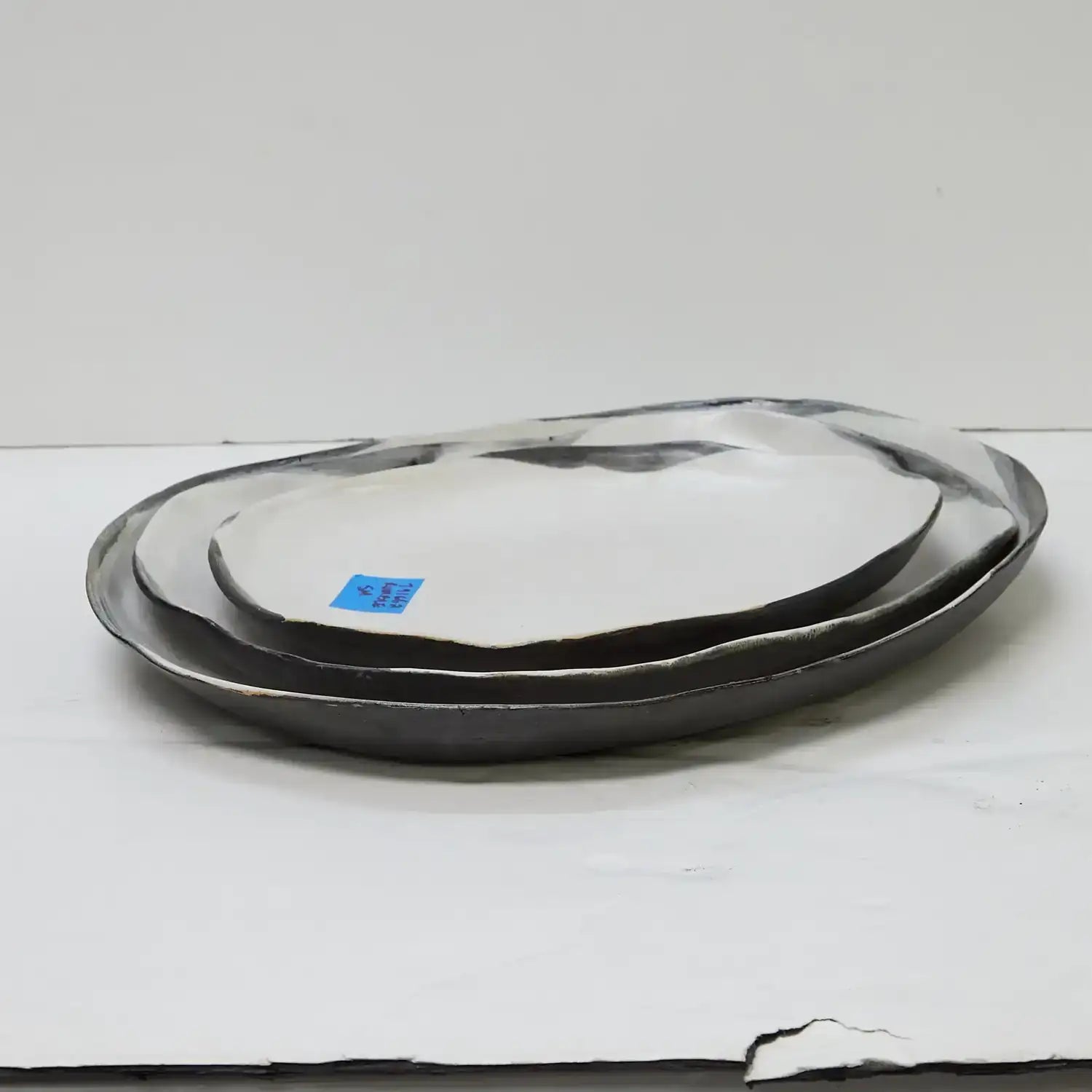 GLOBAL VIEWS RUMBLE PLATTER - Decorative Accents