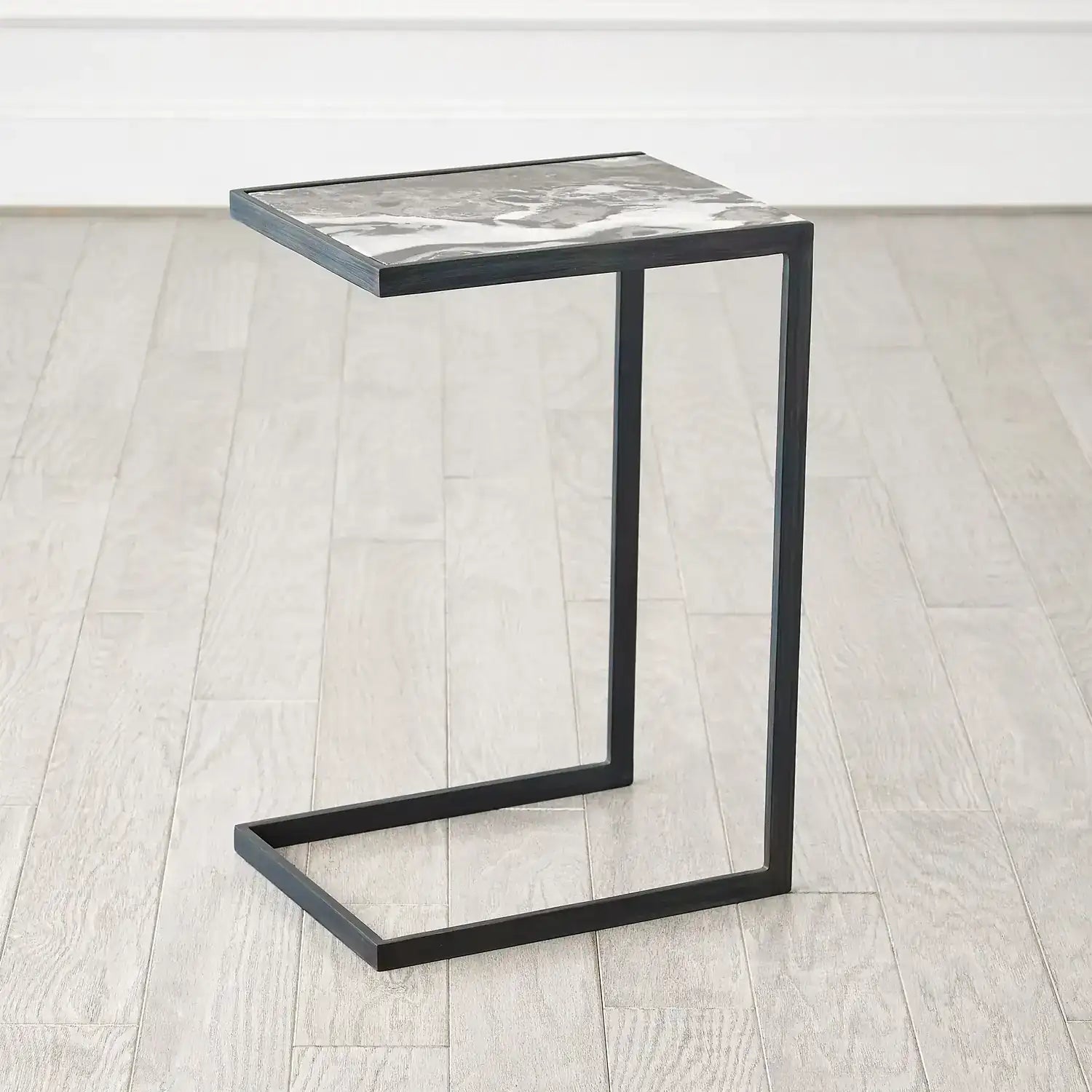 GLOBAL VIEWS NUDGE NESTING TABLE - Side
