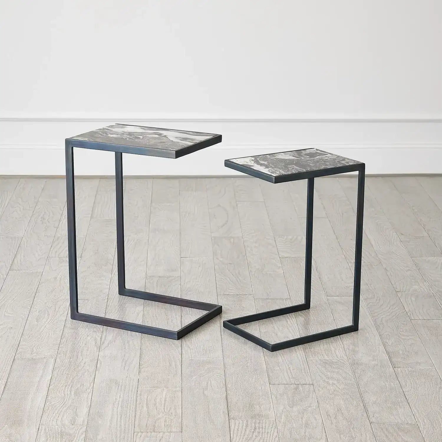 GLOBAL VIEWS NUDGE NESTING TABLE - Side