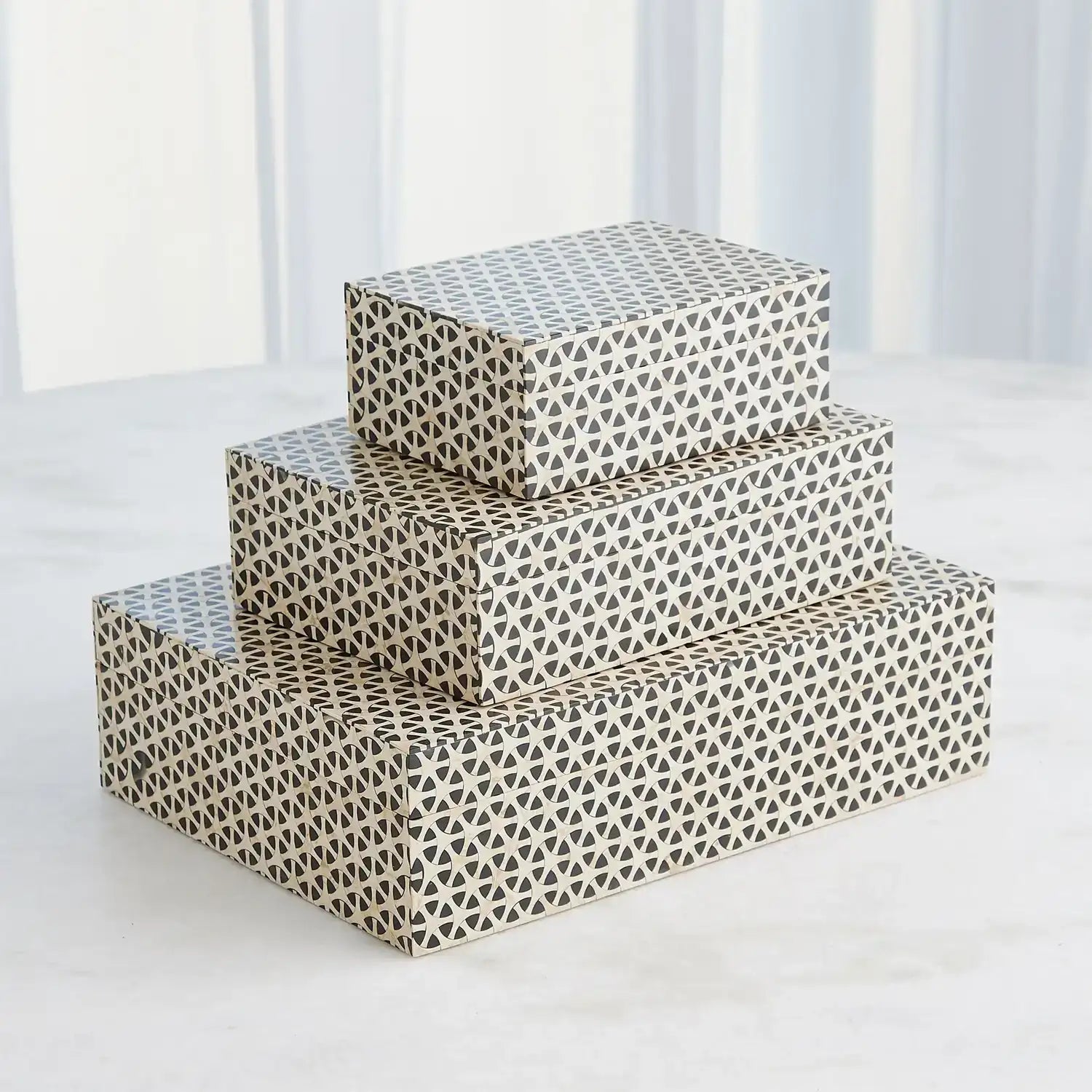 GLOBAL VIEWS INFINITY BOX - Decorative Accents