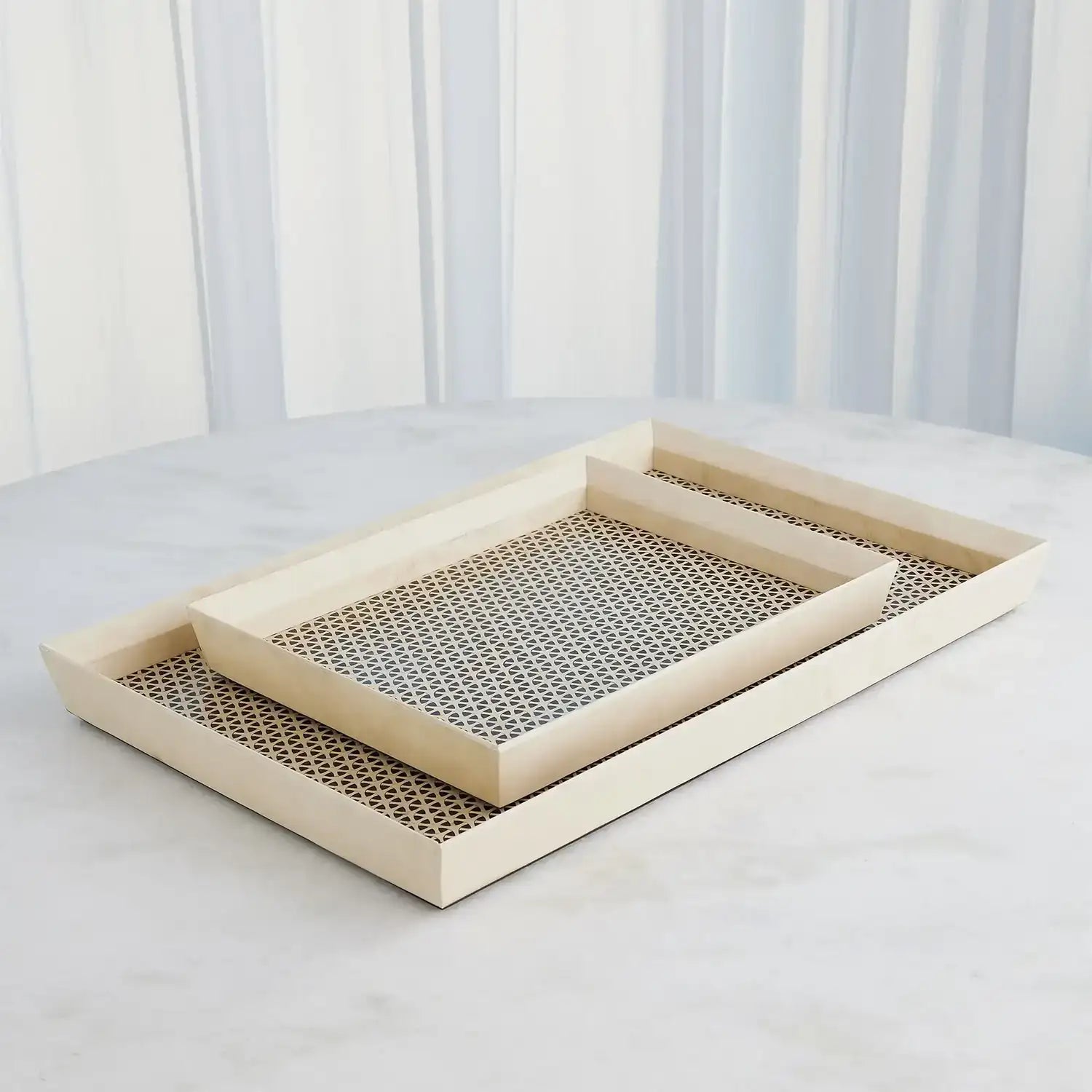 GLOBAL VIEWS INFINITY TRAY - Decorative Accents