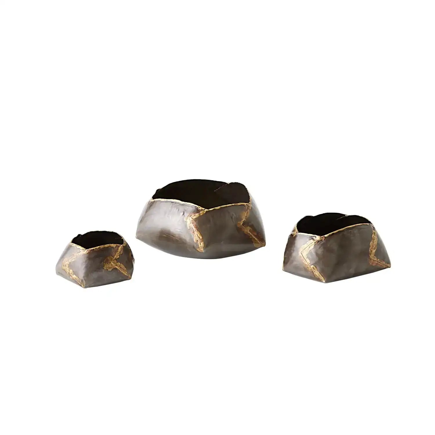 GLOBAL VIEWS PLEATED ARMOR BOWL - Decorative Accents
