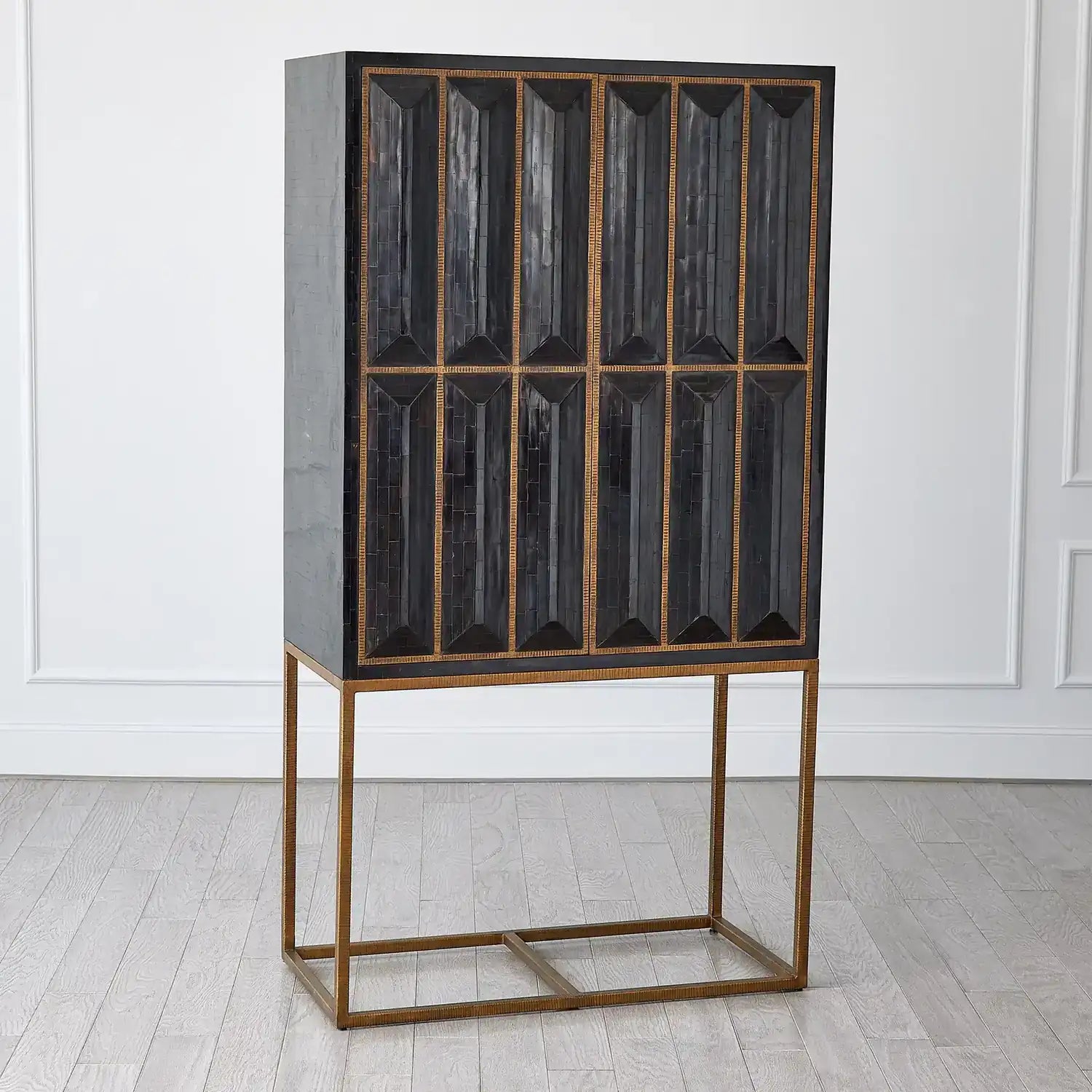 GLOBAL VIEWS HORN INLAY BAR CABINET - Cabinets & Bar