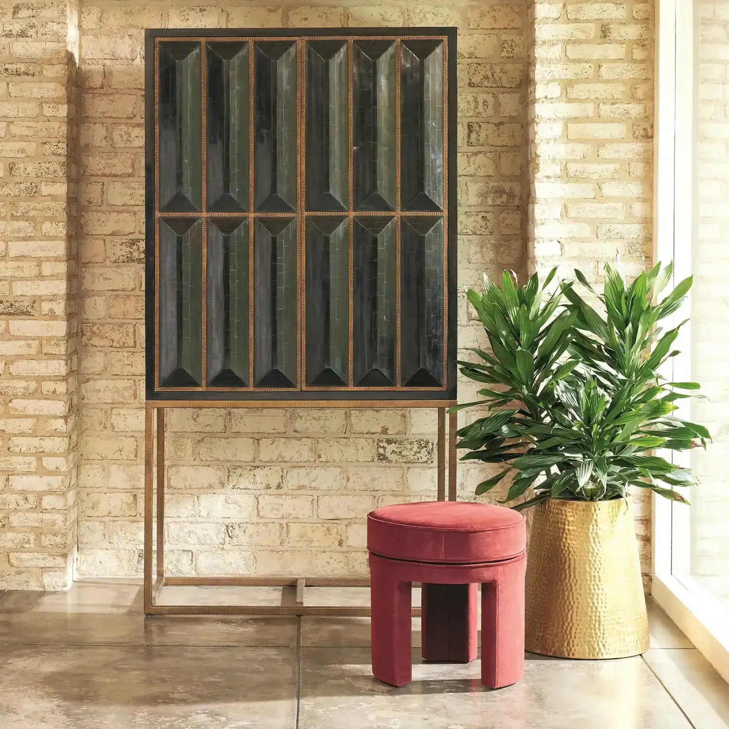 GLOBAL VIEWS HORN INLAY BAR CABINET - Cabinets & Bar