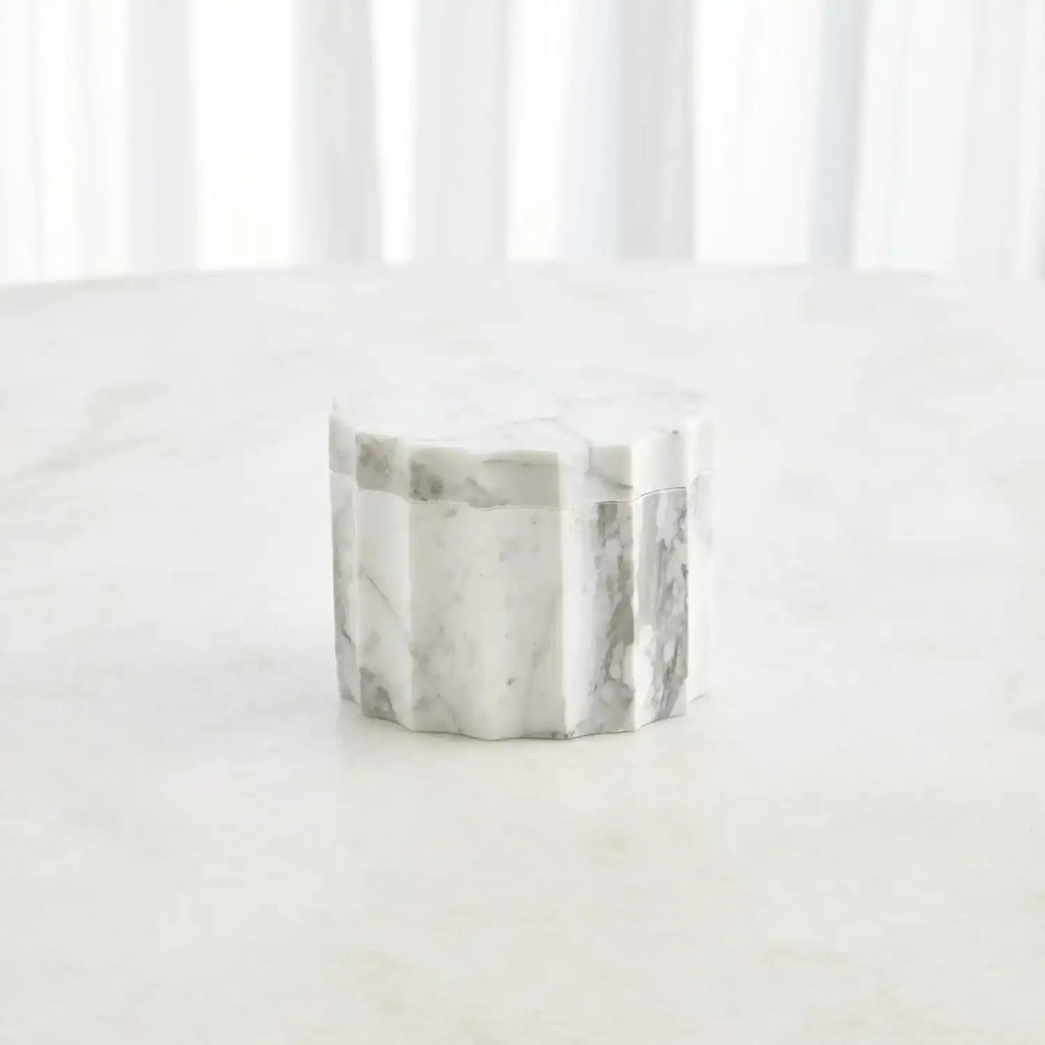 GLOBAL VIEWS IONIC JAR - Decorative Accents