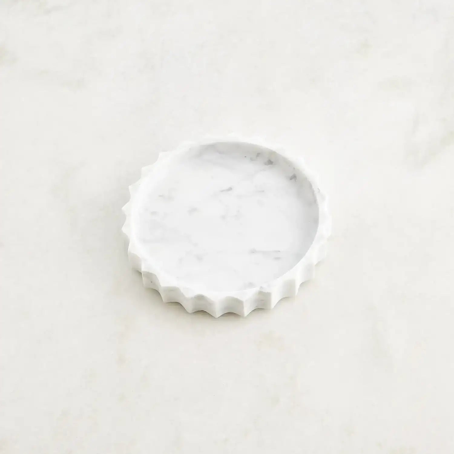 GLOBAL VIEWS IONIC TRAY - Decorative Accents