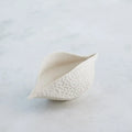GLOBAL VIEWS PORCELAIN POD - Decorative Accents