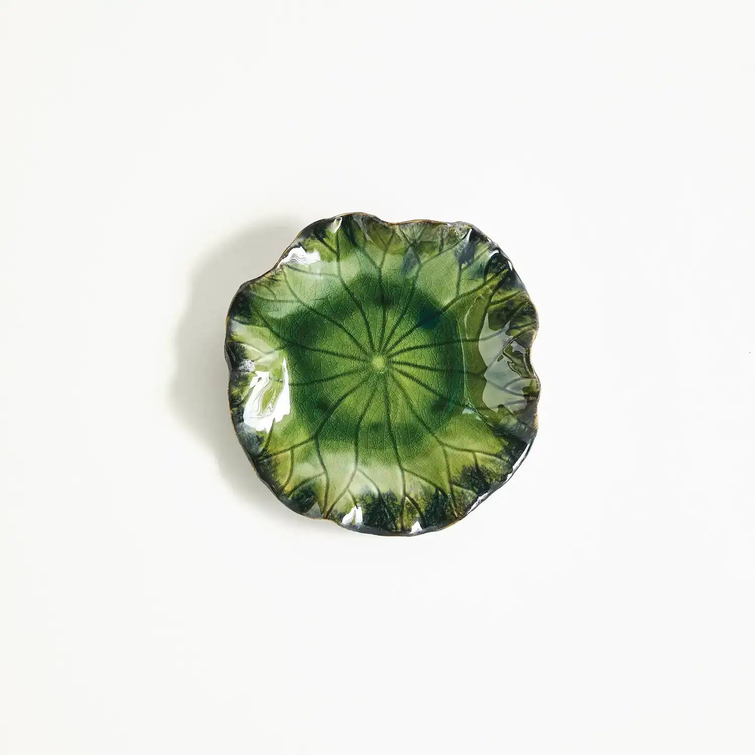 GLOBAL VIEWS FREE FORMED LILY PLATE - Decorative Accents