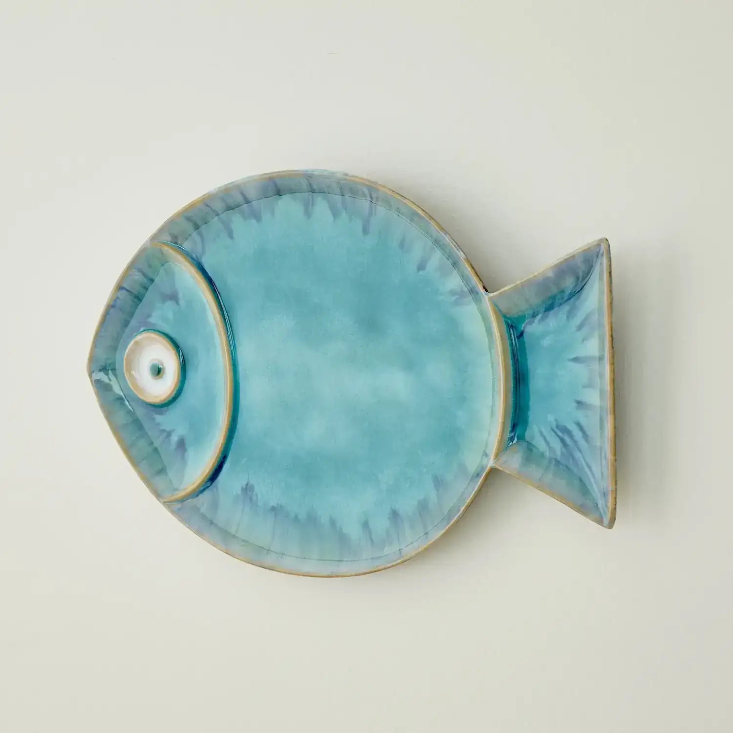 GLOBAL VIEWS BLUE FISH PLATE - Decorative Accents
