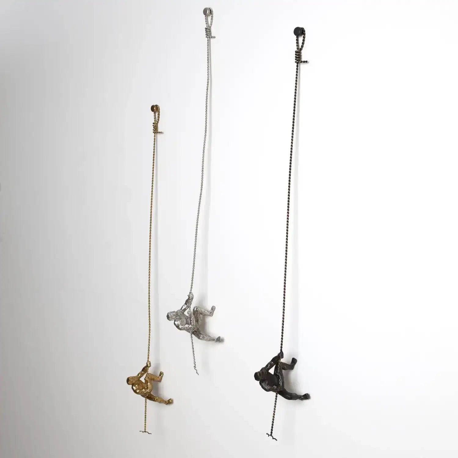 GLOBAL VIEWS CLIMBING MAN - Decorative Accents