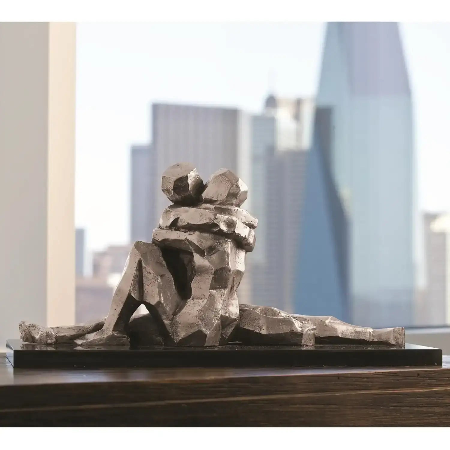 GLOBAL VIEWS GITTIN IT ON SCULPTURE - Decorative Accents