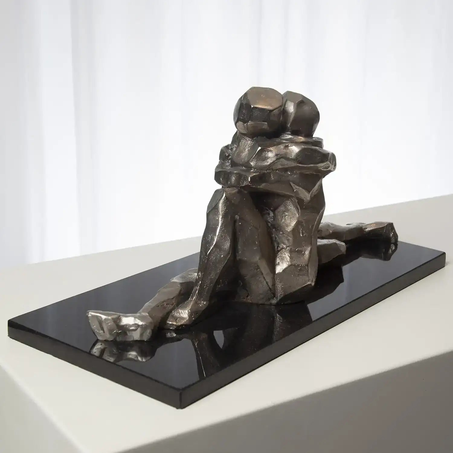 GLOBAL VIEWS GITTIN IT ON SCULPTURE - Decorative Accents