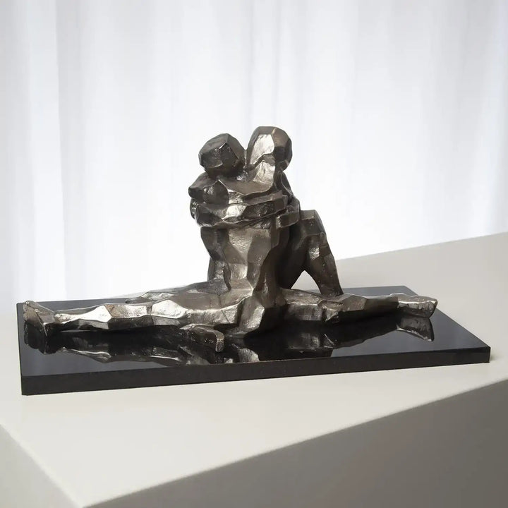 GLOBAL VIEWS GITTIN IT ON SCULPTURE - Decorative Accents