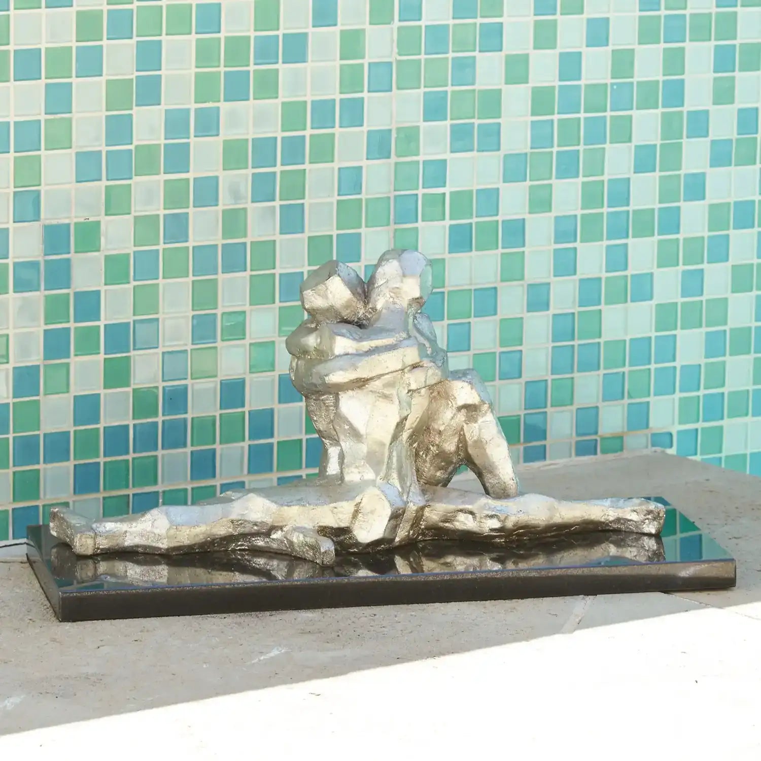 GLOBAL VIEWS GITTIN IT ON SCULPTURE - Decorative Accents