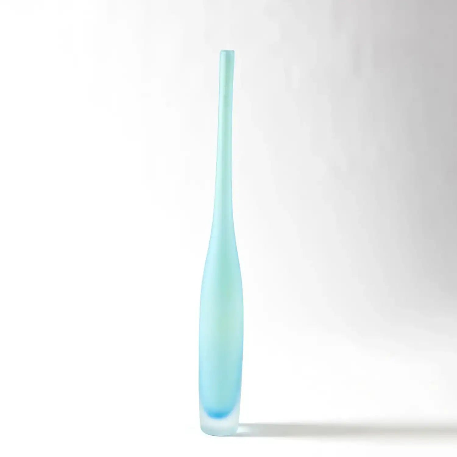 GLOBAL VIEWS SPIRE BOTTLE - Art