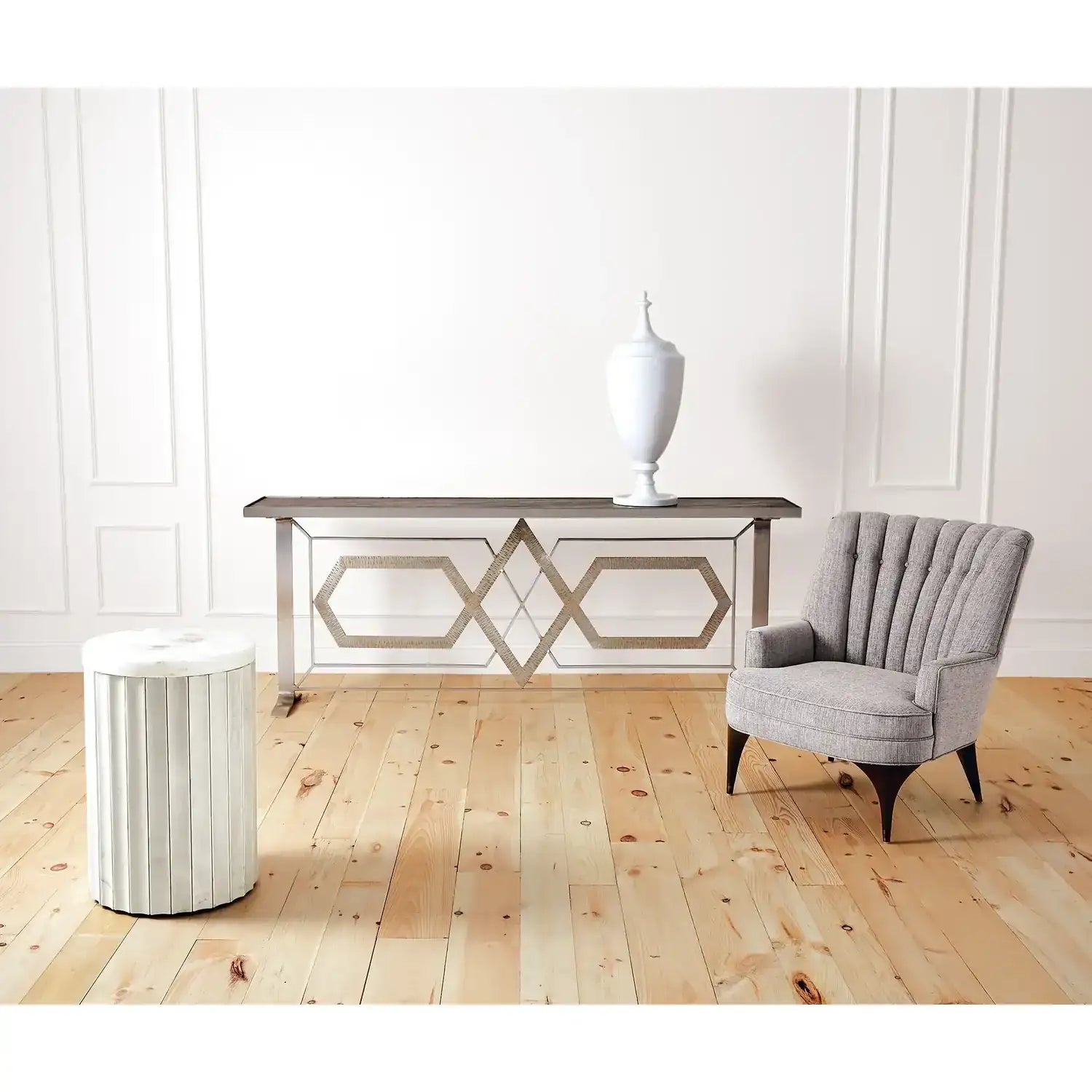 GLOBAL VIEWS GRANDE URN W/LID - Decorative Accents