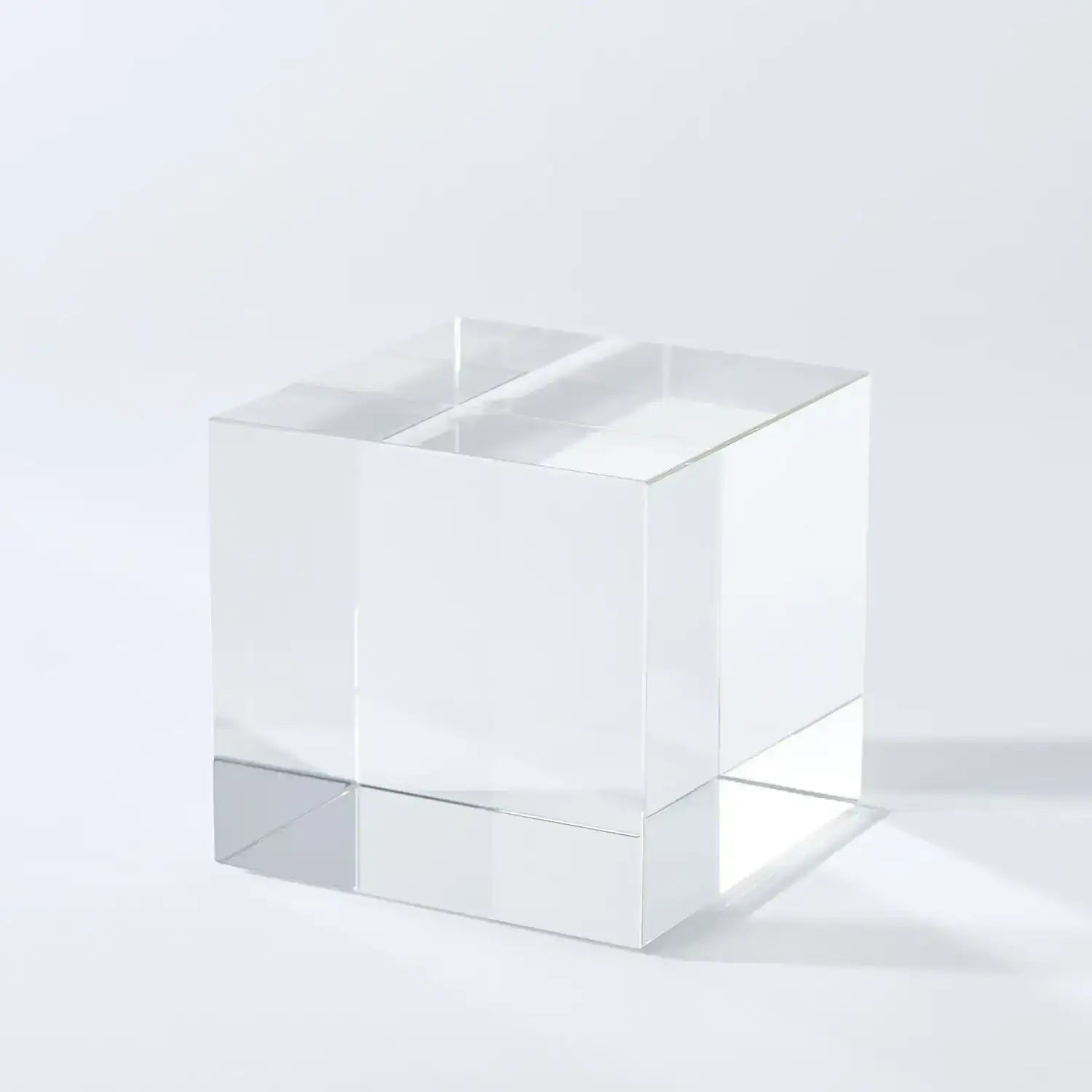 GLOBAL VIEWS CRYSTAL CUBE RISER - Decorative Accents