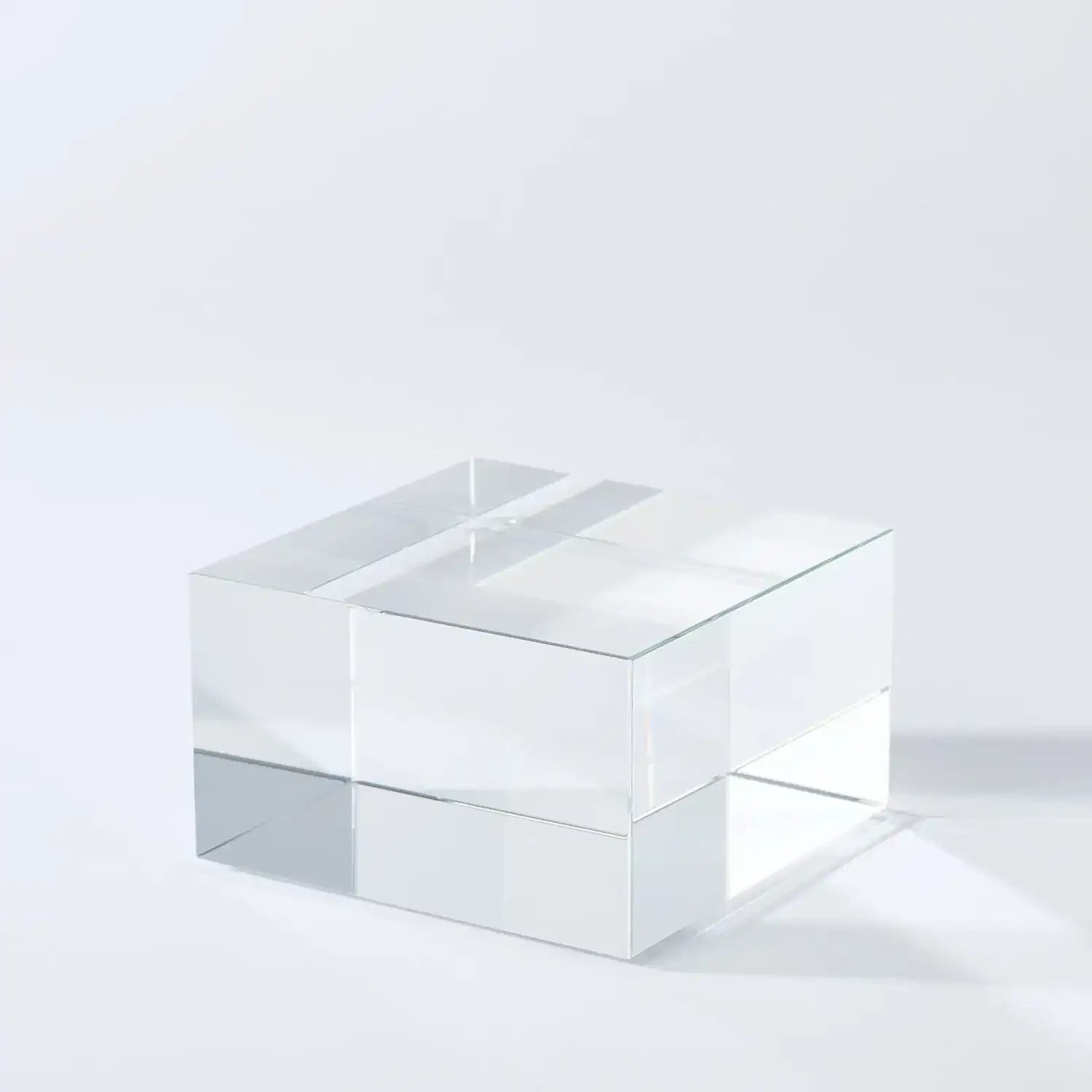 GLOBAL VIEWS CRYSTAL CUBE RISER - Decorative Accents