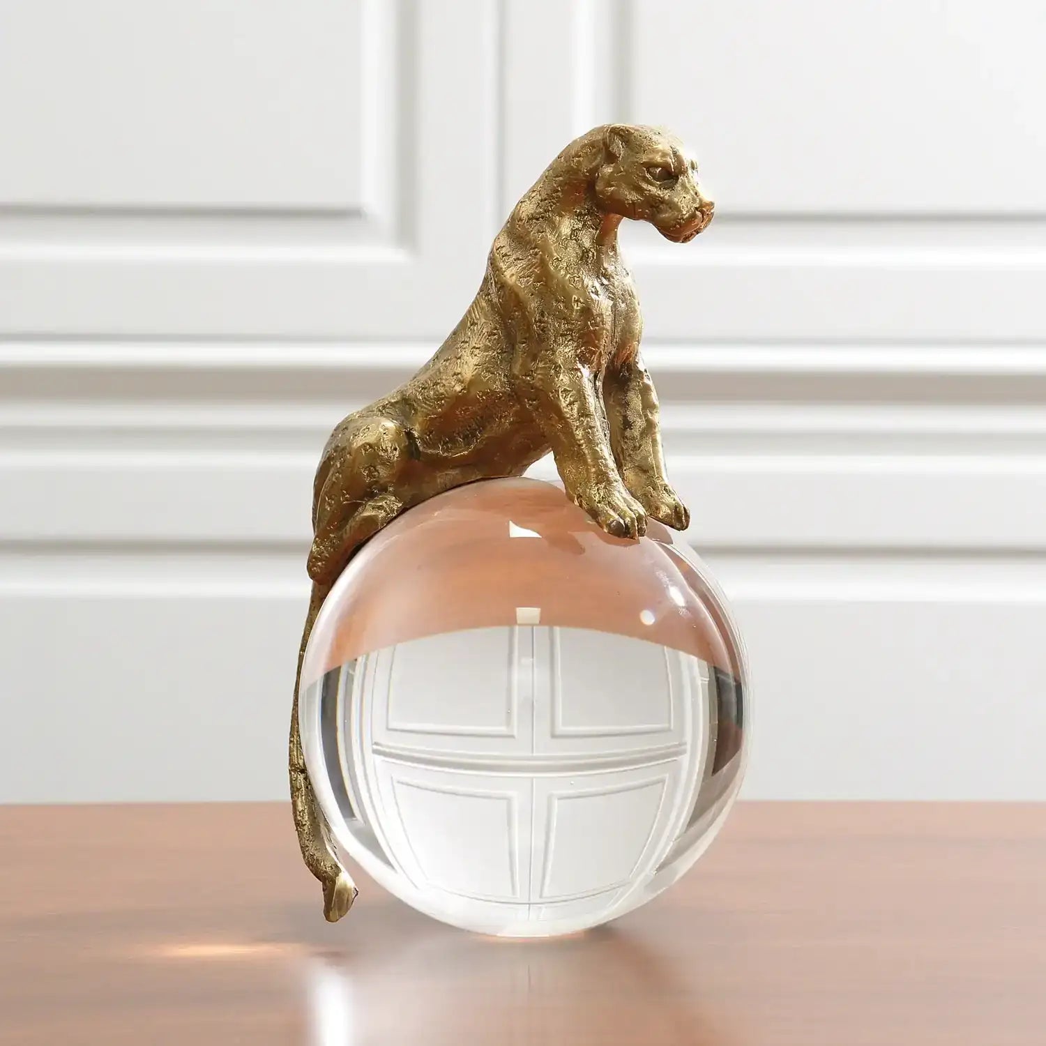 GLOBAL VIEWS JAGUAR ON CRYSTAL SPHERE - Decorative Accents