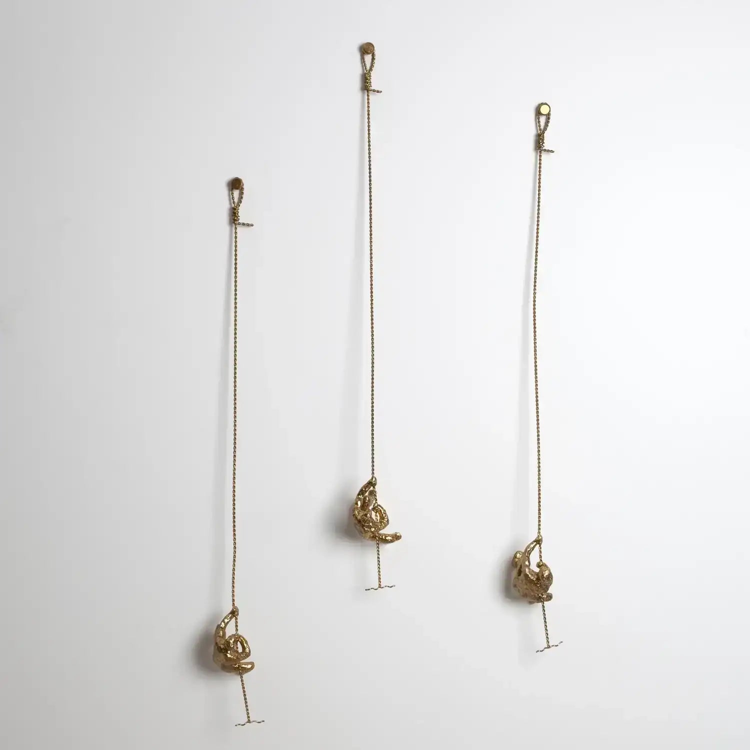 GLOBAL VIEWS CLIMBING MAN - Decorative Accents