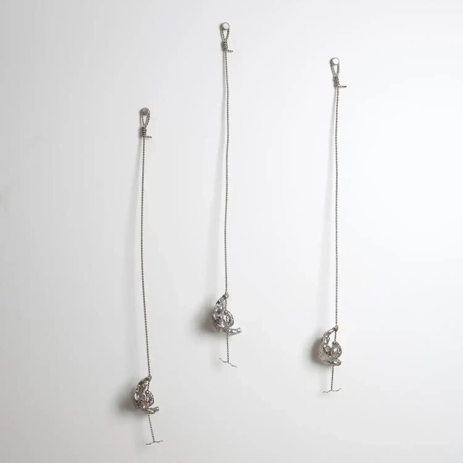 GLOBAL VIEWS CLIMBING MAN - Decorative Accents