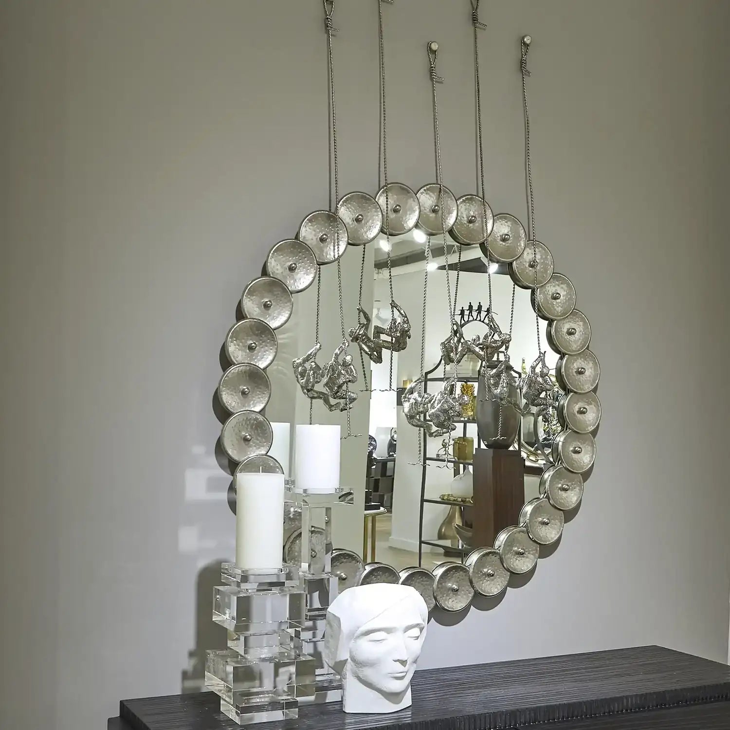 GLOBAL VIEWS CLIMBING MAN - Decorative Accents