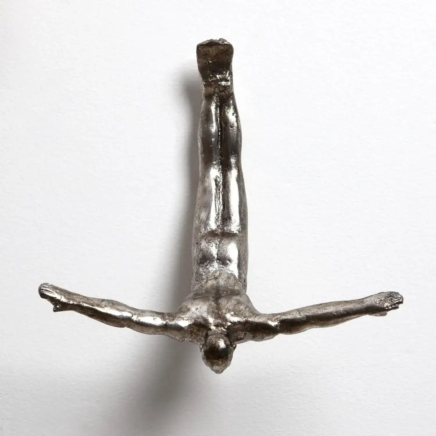 GLOBAL VIEWS WALL DIVER - Decorative Accents