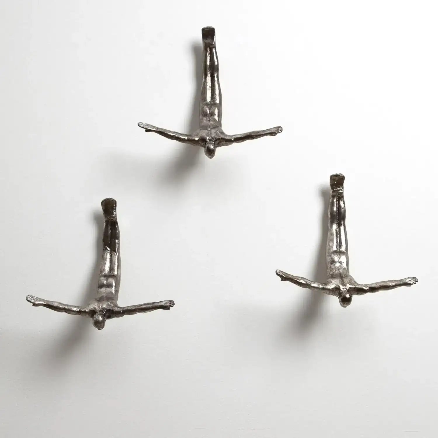 GLOBAL VIEWS WALL DIVER - Decorative Accents