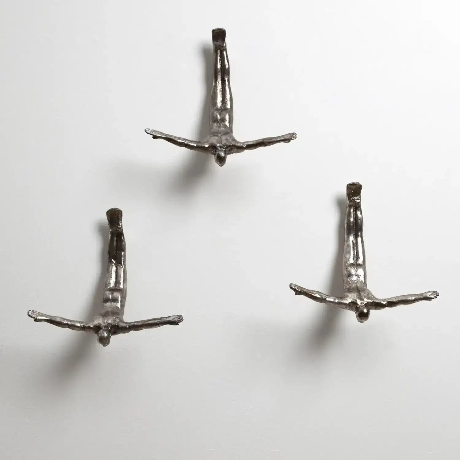 GLOBAL VIEWS WALL DIVER - Decorative Accents