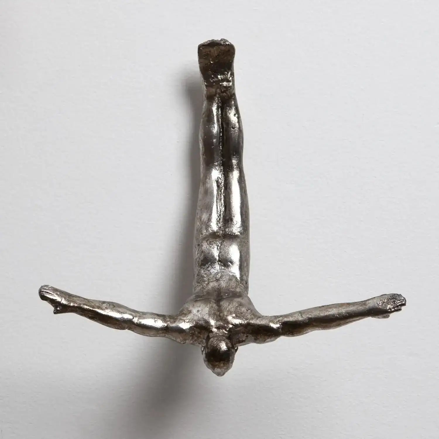 GLOBAL VIEWS WALL DIVER - Decorative Accents