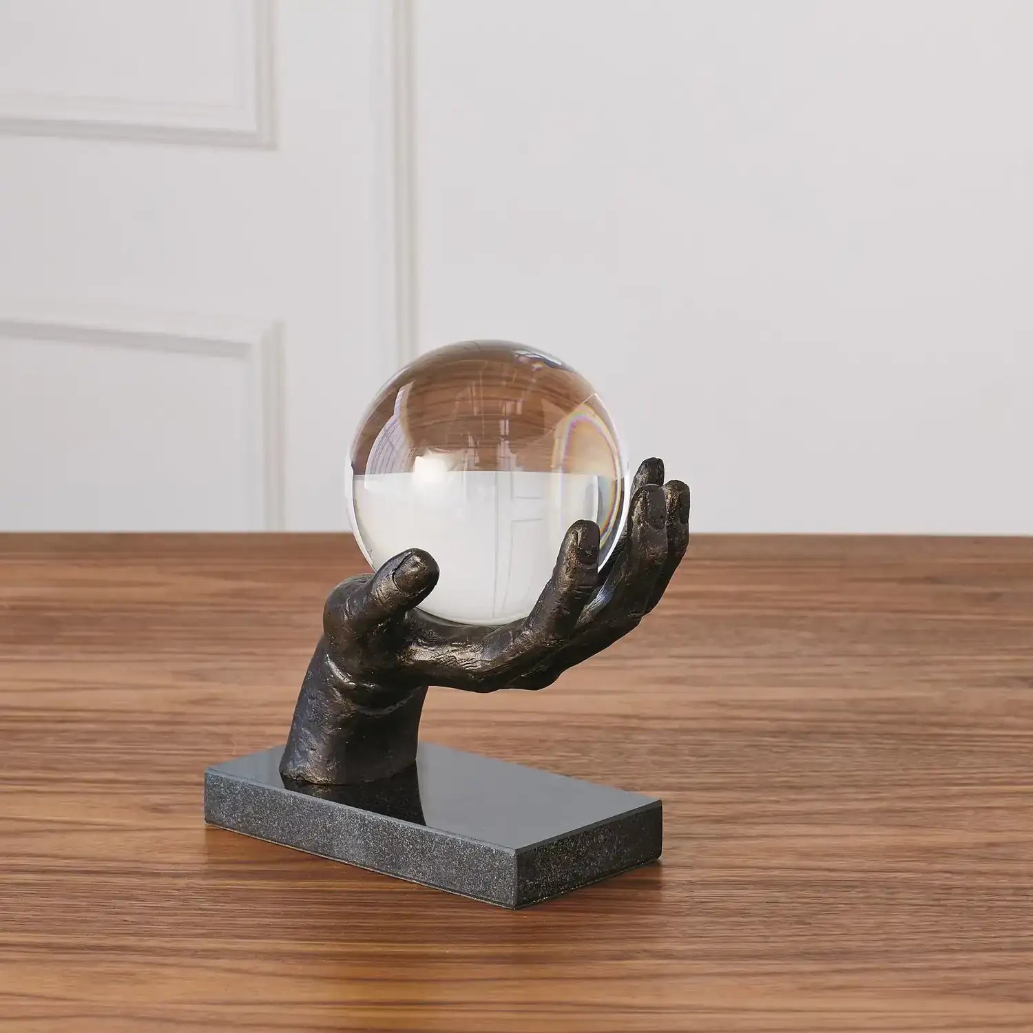 GLOBAL VIEWS INTO THE FUTURE - Decorative Accents