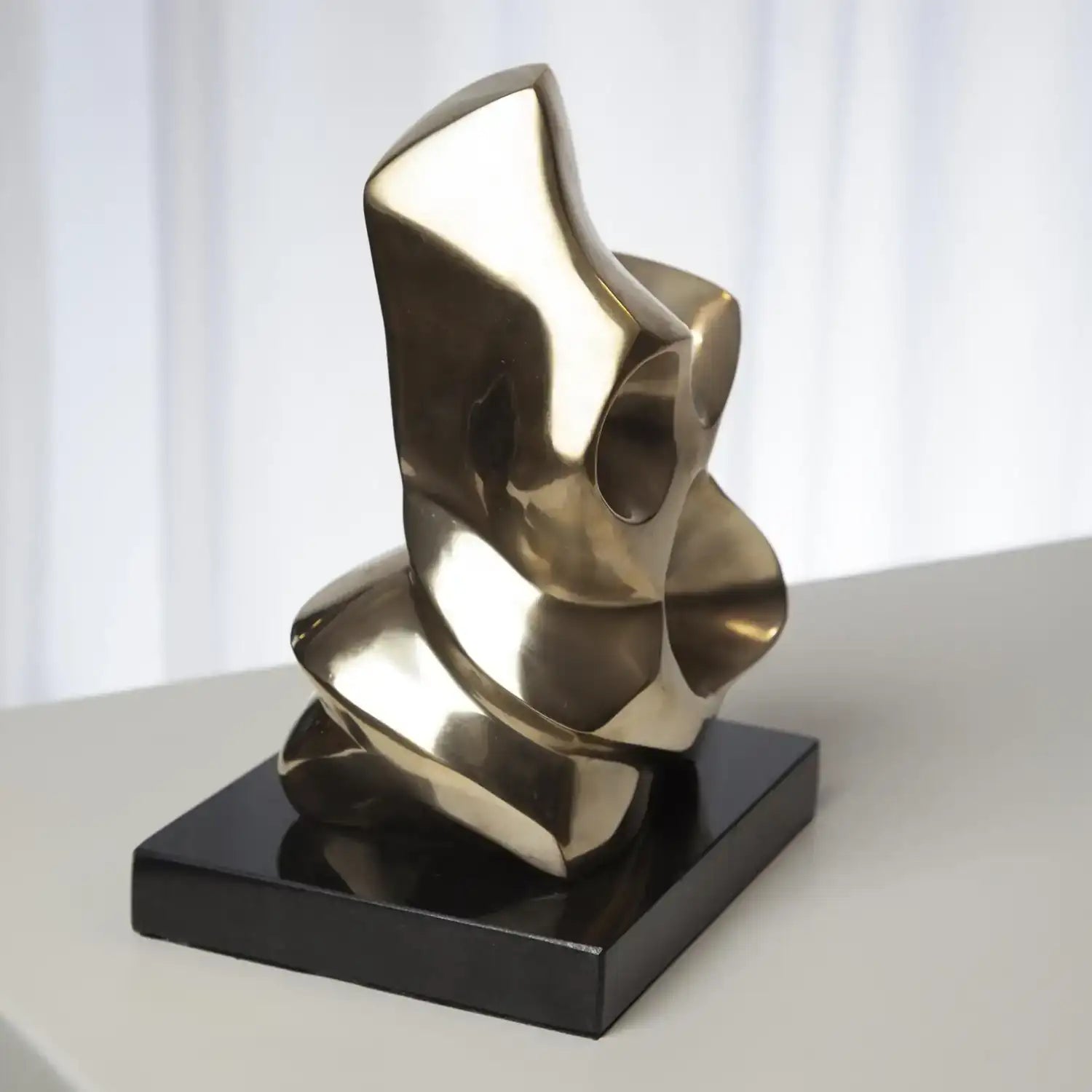 GLOBAL VIEWS ABSTRACT FIGURAL SCULPTURE - Decorative Accents