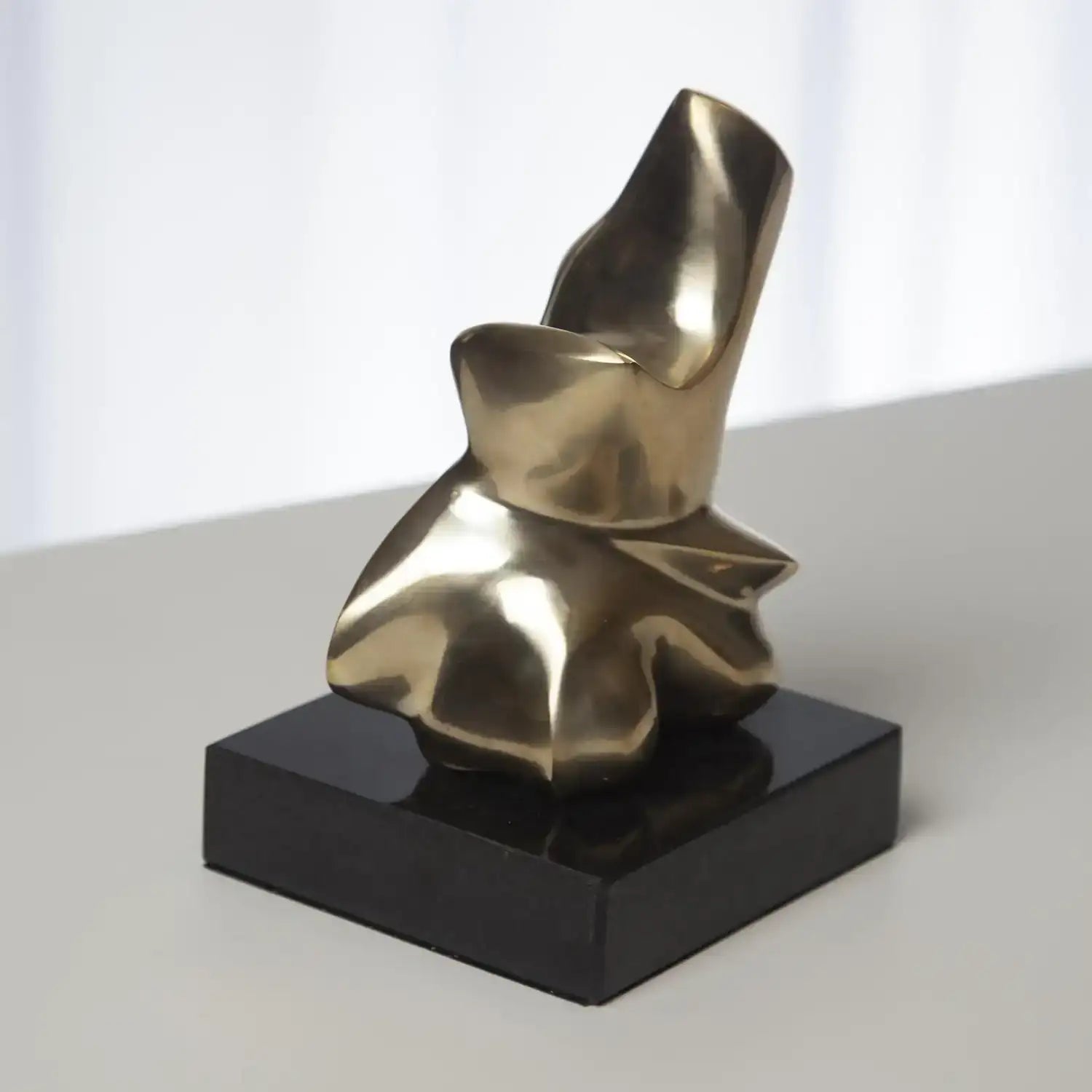 GLOBAL VIEWS ABSTRACT FIGURAL SCULPTURE - Decorative Accents
