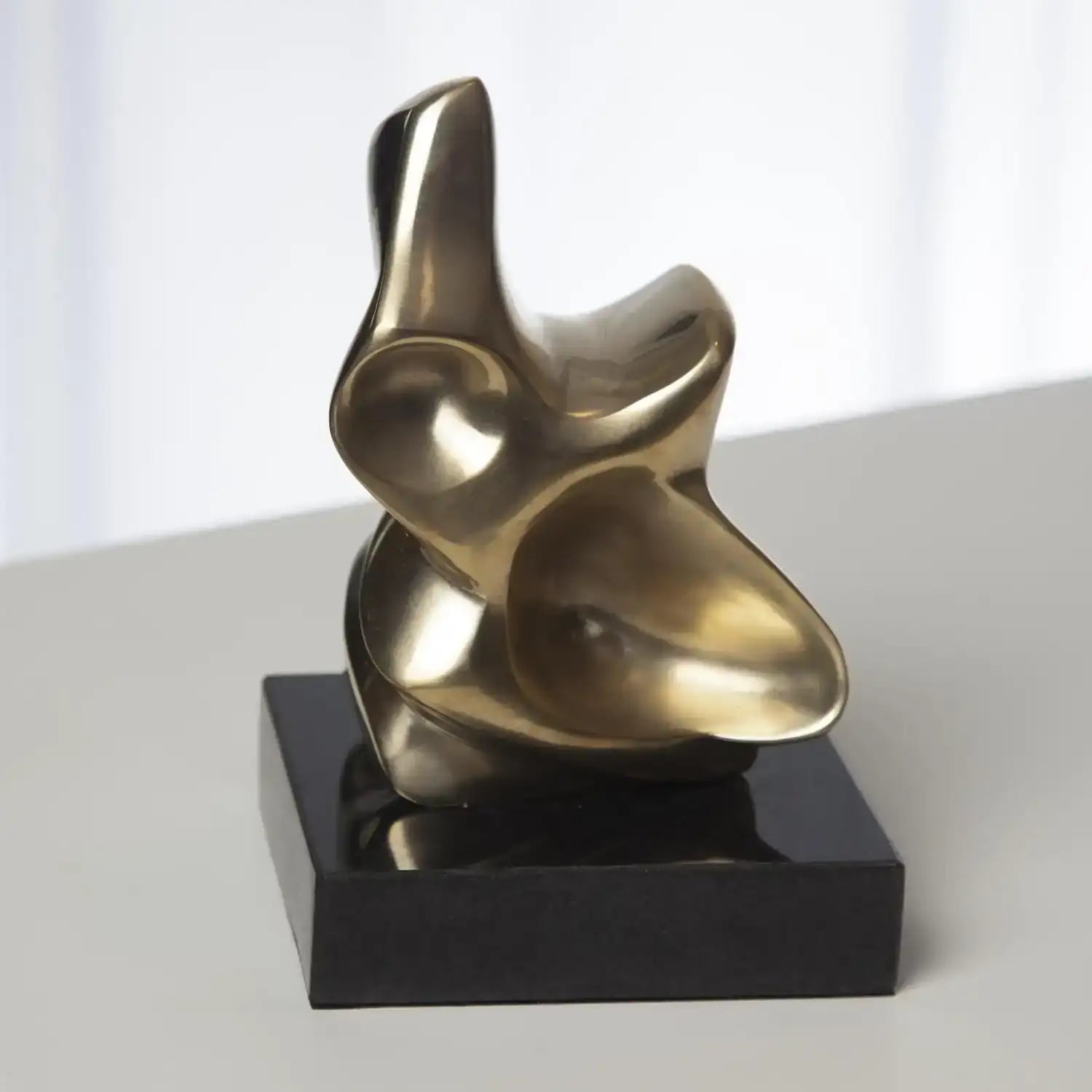 GLOBAL VIEWS ABSTRACT FIGURAL SCULPTURE - Decorative Accents