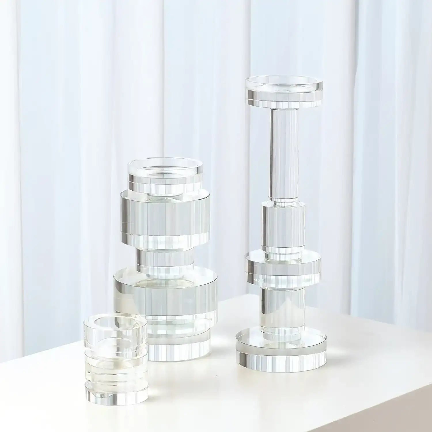 GLOBAL VIEWS BRILLIANT ROUND PILLAR HOLDER - Decorative Accents