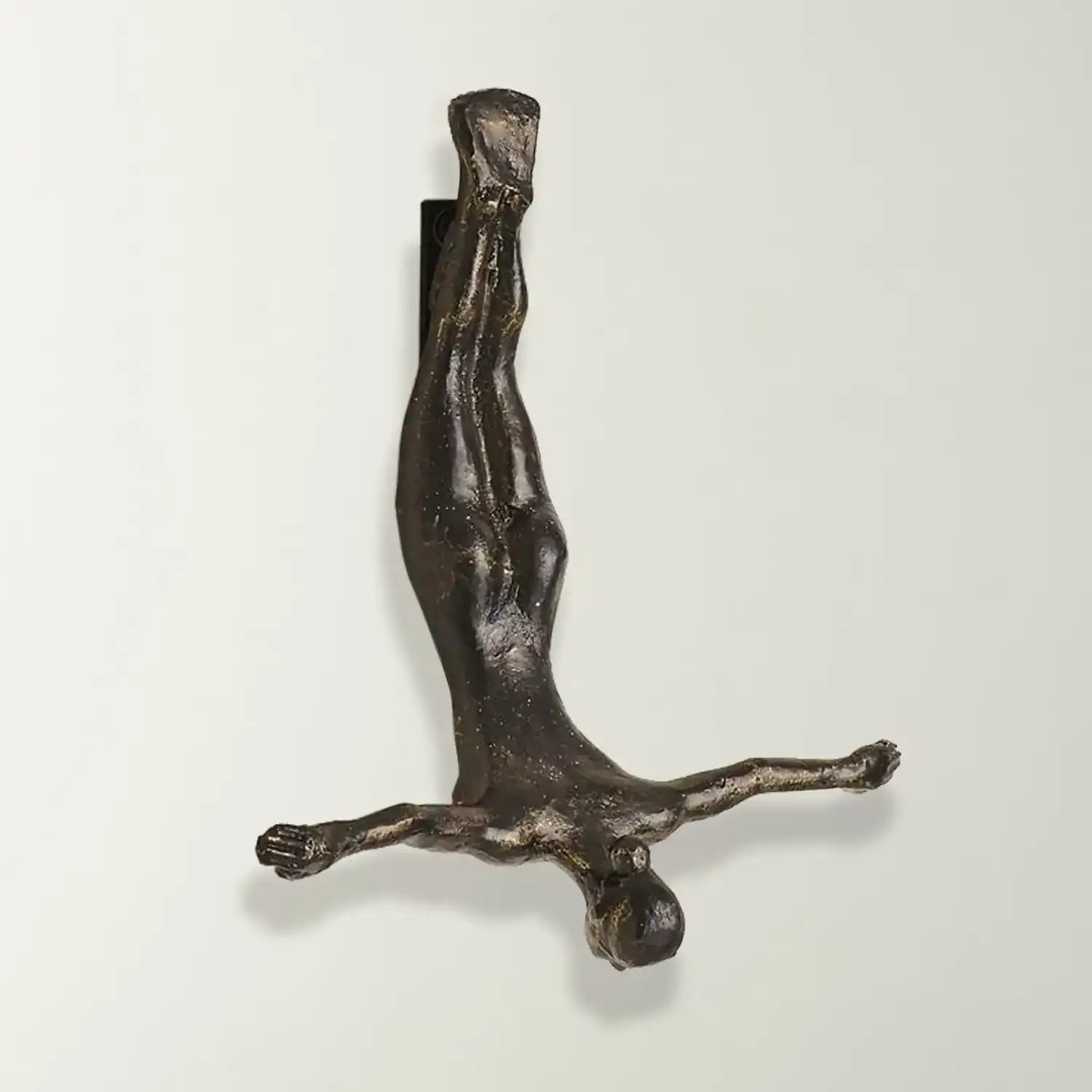 GLOBAL VIEWS WALL DIVER - Decorative Accents