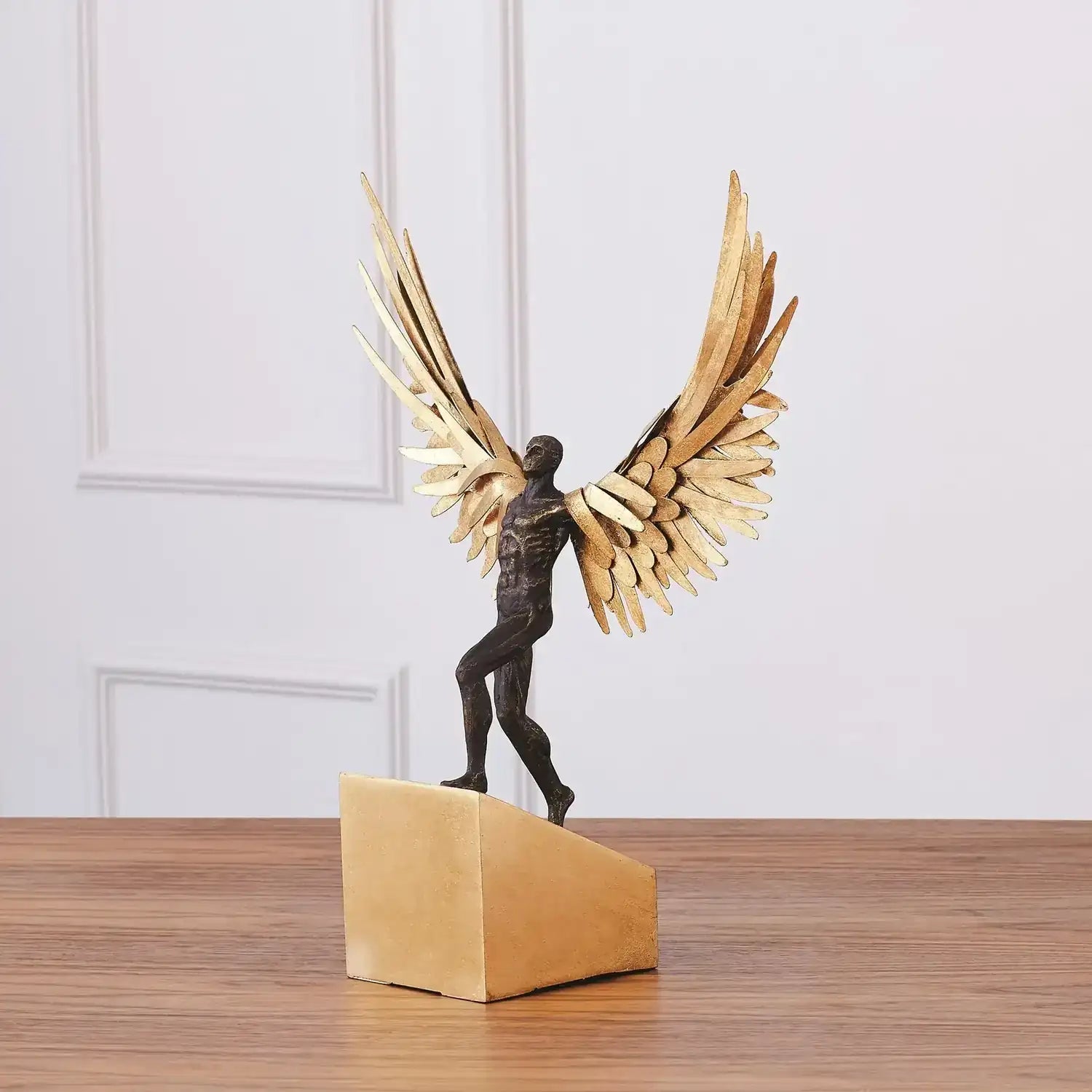 GLOBAL VIEWS AVIAN MAN - Decorative Accents