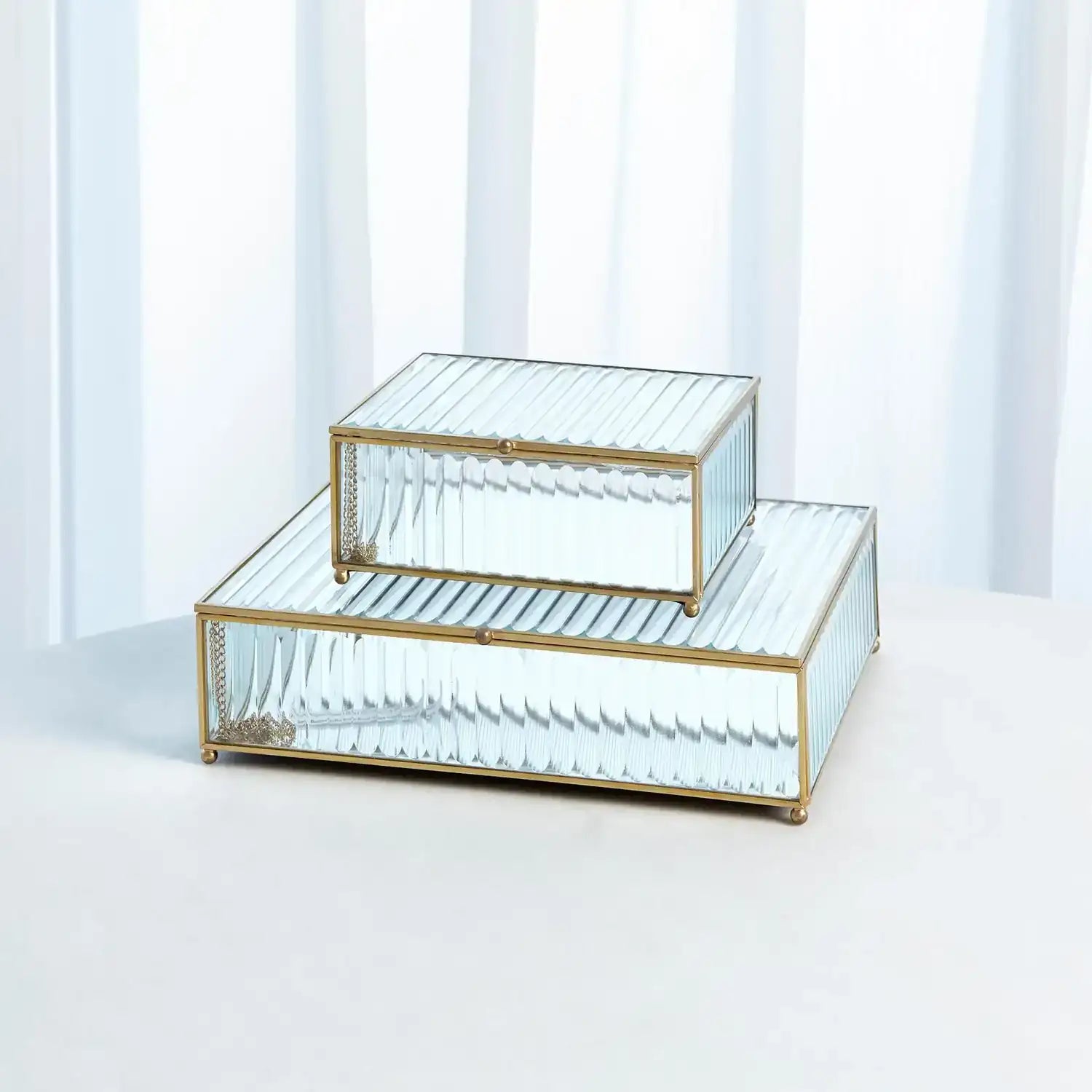 GLOBAL VIEWS REEDED GLASS BOX - Decorative Accents