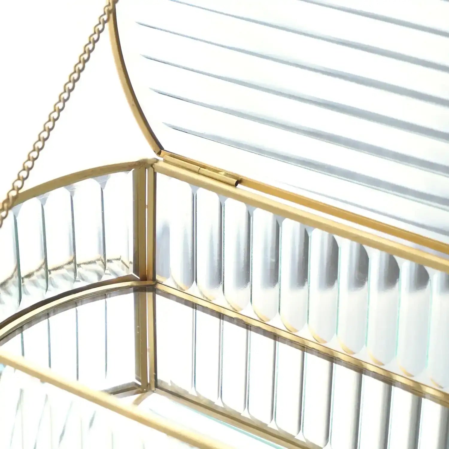 GLOBAL VIEWS REEDED GLASS OVAL BOX - Decorative Accents