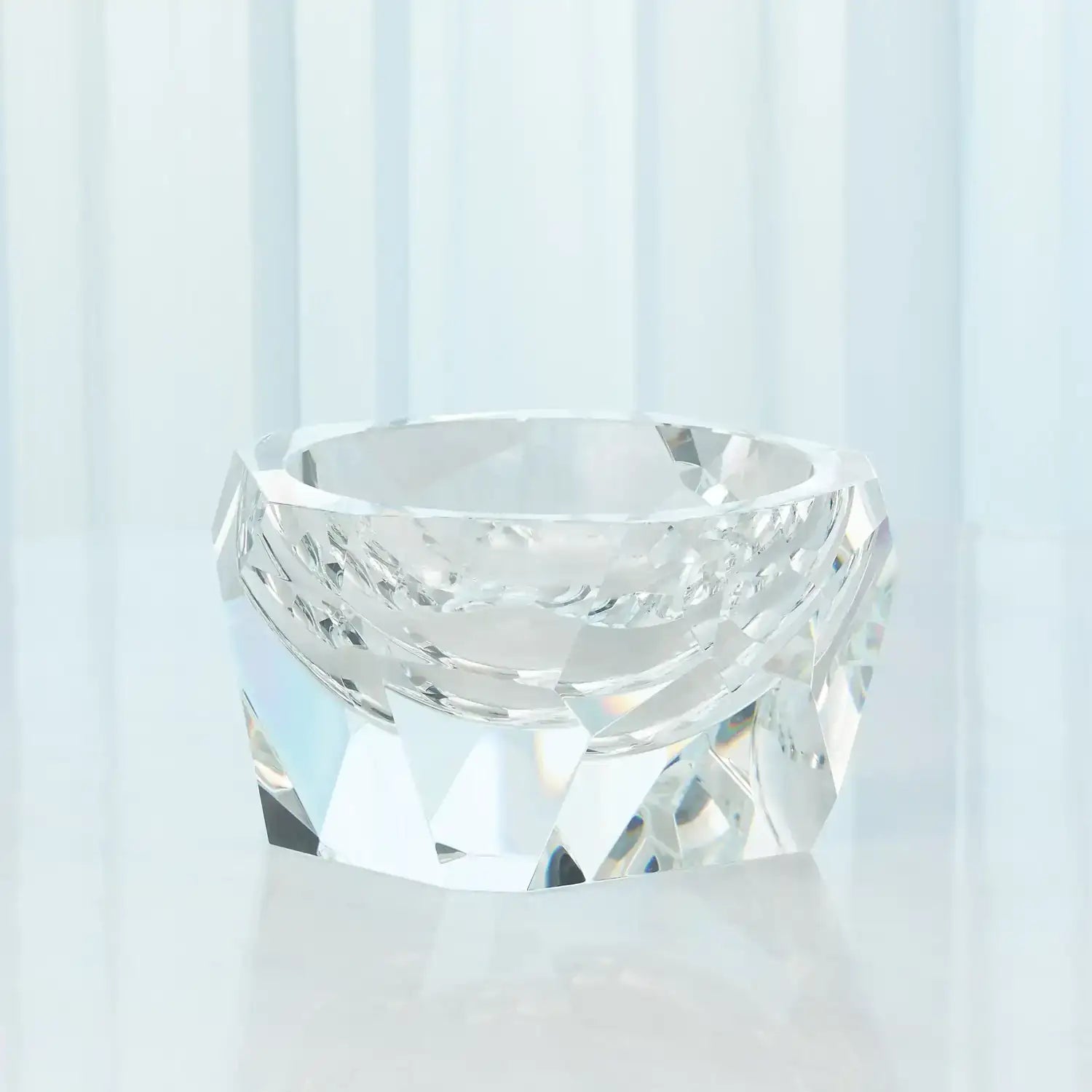 GLOBAL VIEWS MULTI FACET CRYSTAL BOWL - Art