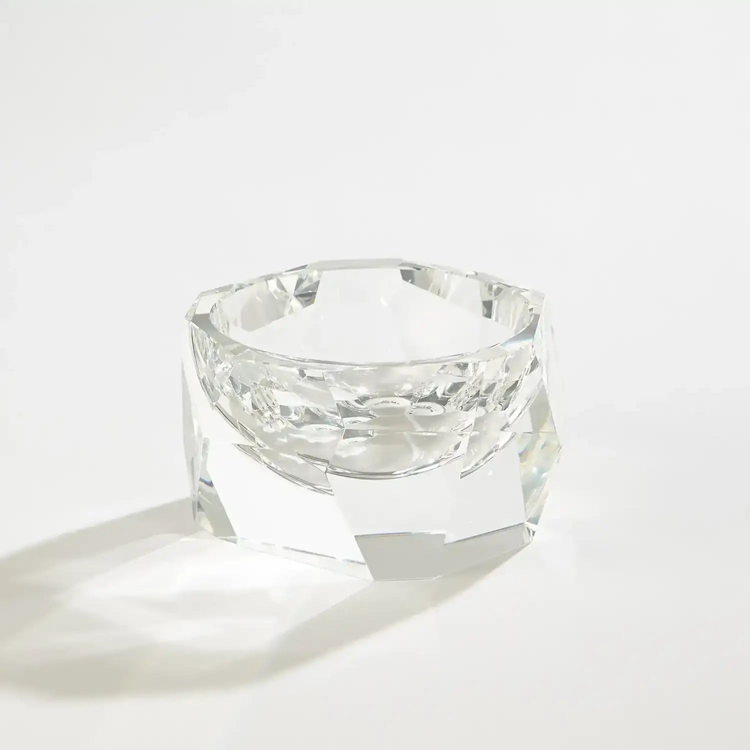 GLOBAL VIEWS MULTI FACET CRYSTAL BOWL - Art