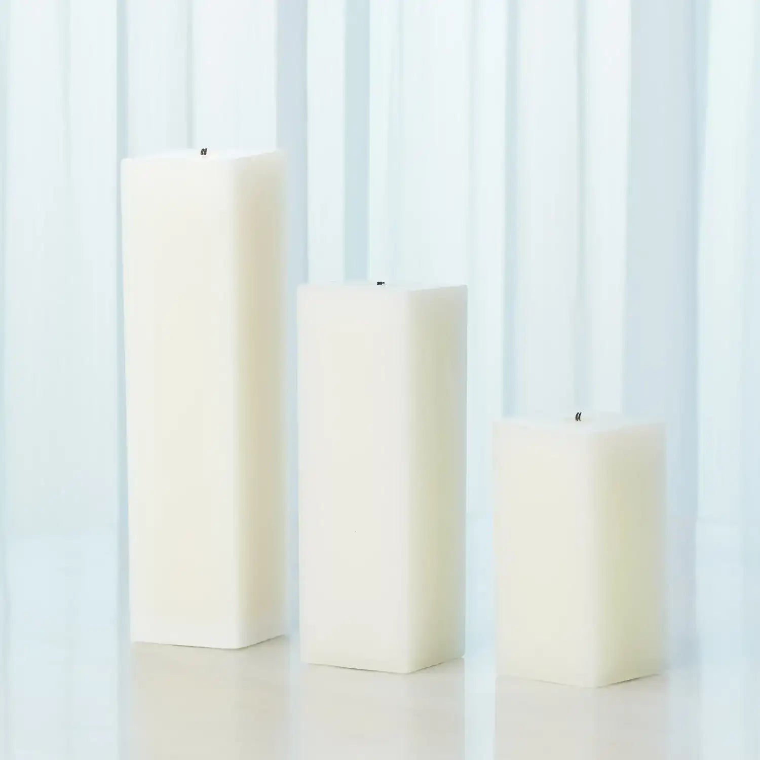 GLOBAL VIEWS SQUARE PILLAR CANDLE - Decorative Accents