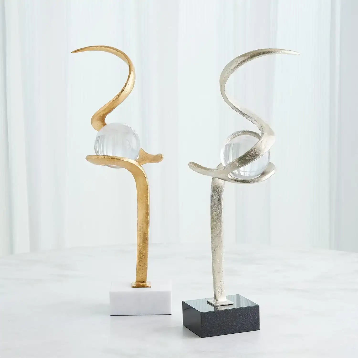 GLOBAL VIEWS CAPTURED SPHERE SCULPTURE - Decorative Accents